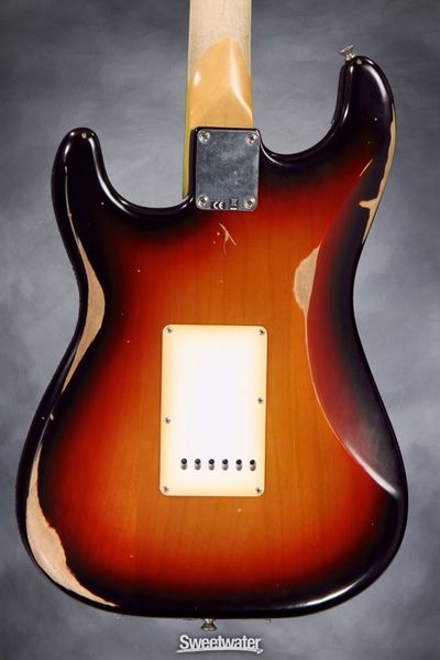 File:Fender-road-worn-60s-strat-back-close.jpg
