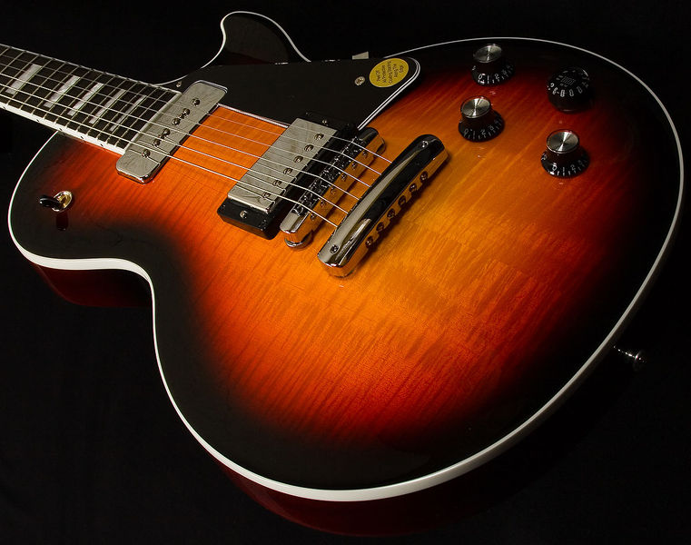 File:Gibson Les Paul Standard 2010 Limited 123601361 lg5.jpg