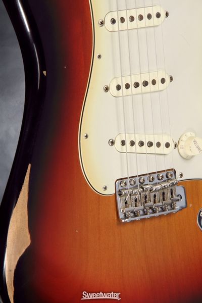 File:Fender-road-worn-60s-strat-angle1-close.jpg