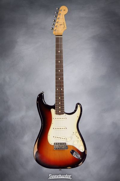 File:Fender-road-worn-60s-strat-front.jpg